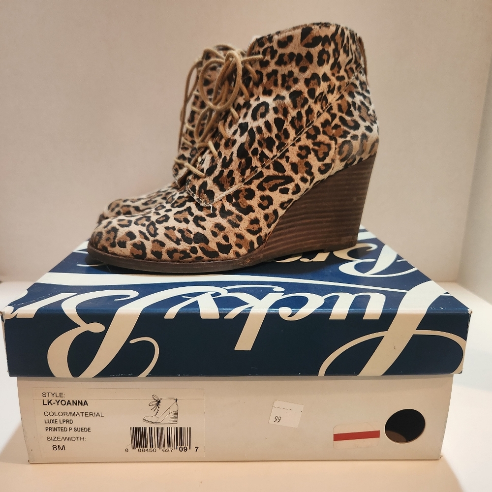 Lucky Brand Leopard Print Wedge Booties Size 8M